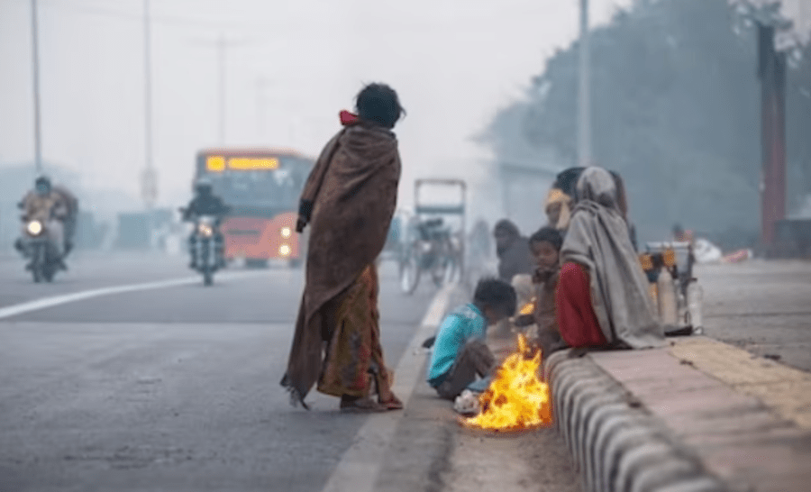 Today Uttar Pradesh Weather Update 2023 : मौसम विभाग ने प्रदेश के इन 29 जिलों सहित आसपास के क्षेत्रों में ठंडे दिनों का अलर्ट दिया है