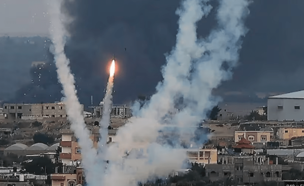 Israel Hamas War 2024 : इजराइल ने गाजा स्थित एक स्कूल पर हवाई हमला किया, जिससे 29 लोगों की मौत सेना ने लोगों से कहा खाली करें गाजा इलाका